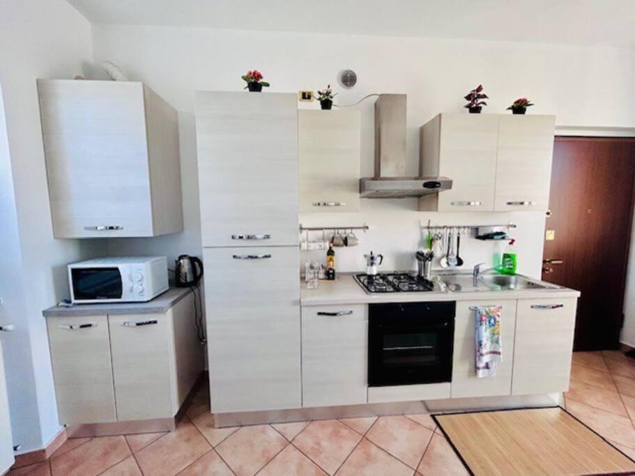 Casa Lucia A Carugo Apartment Luaran gambar