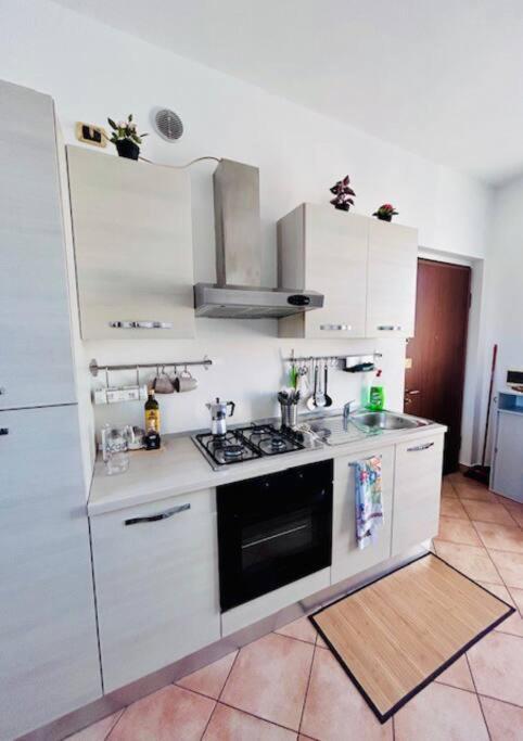 Casa Lucia A Carugo Apartment Luaran gambar